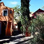 Hotel apartamentowy Cala Bianca Borgo (Corsica)