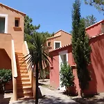 Hotel apartamentowy Cala Bianca Borgo (Corsica)