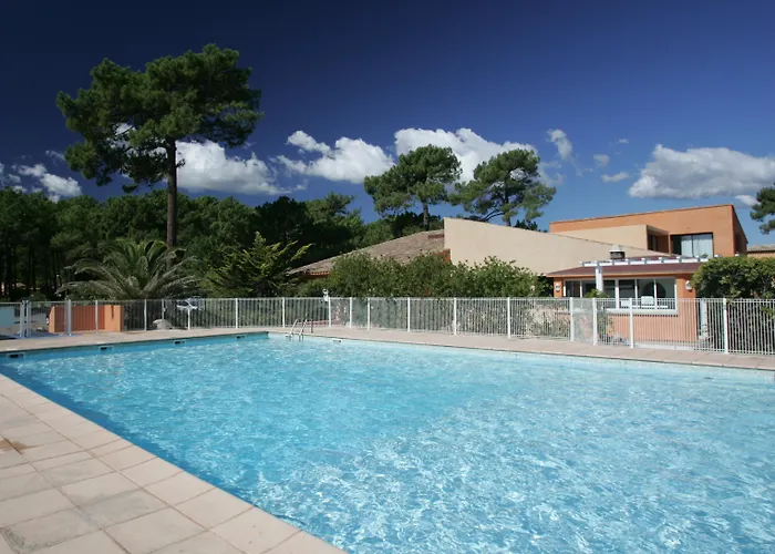 Résidence Cala Bianca Aparthotel Borgo (Corsica)