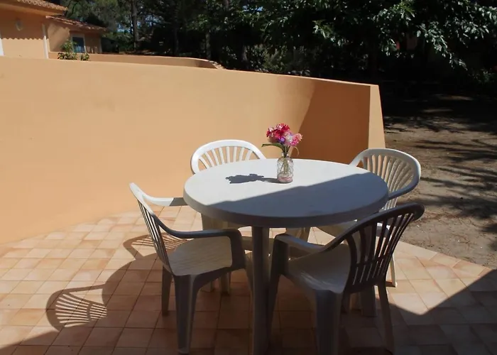 Résidence Cala Bianca Aparthotel Borgo (Corsica)