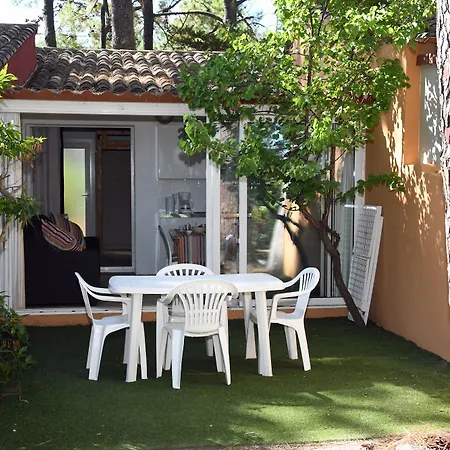 Aparthotel Cala Bianca Borgo (Corsica)
