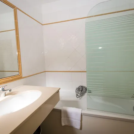 Cala Bianca Aparthotel 3*