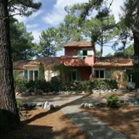 Cala Bianca Aparthotel 3*