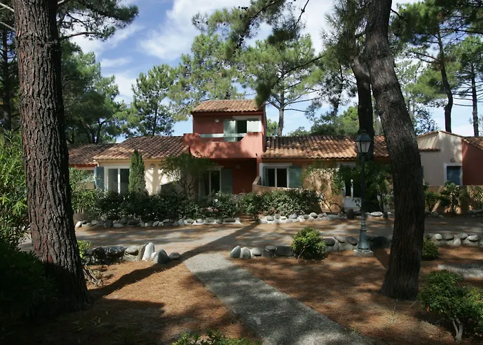 Appart hôtel Résidence Cala Bianca Borgo (Corsica)