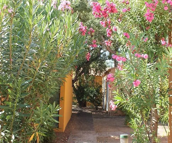 Cala Bianca Hotel apartamentowy Borgo (Corsica)