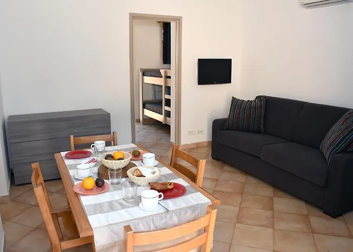 Hotel apartamentowy Cala Bianca 3*